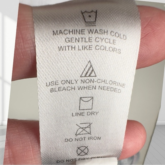 Girl Body Glove tshirt - Picture 6 of 7